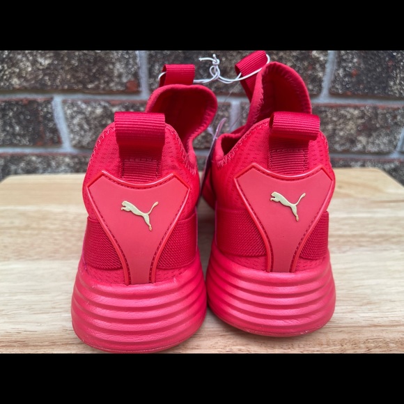 Women’s Puma Radiate athletic shoe - Picture 3 of 7
